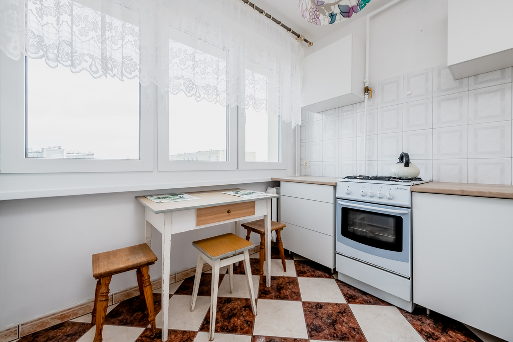 Dwustronne 3-pokojowe Mieszkanie | Blisko Centrum