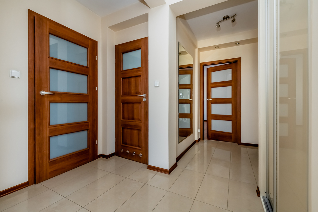 Przestronne Mieszkanie W Cenionej Lokalizacji