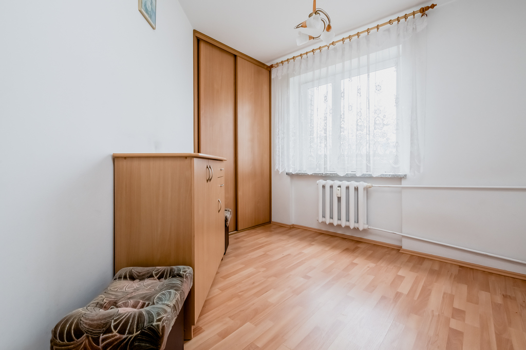 Dwupokojowe Rozkładowe Mieszkanie Z Dużym Balkonem