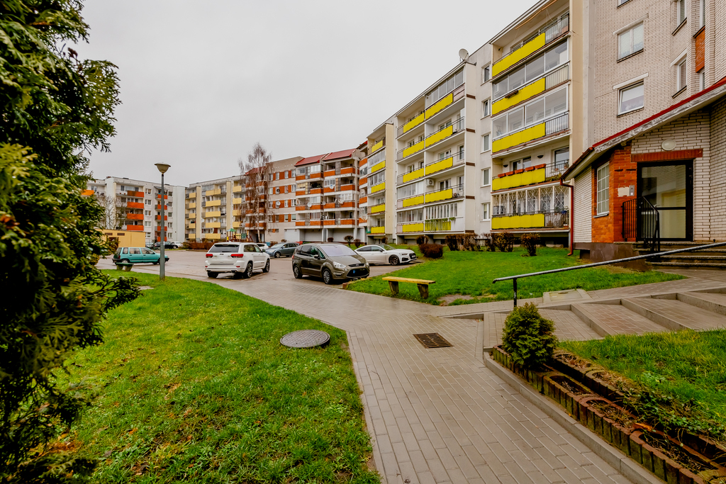 Dwupokojowe Rozkładowe Mieszkanie Z Dużym Balkonem