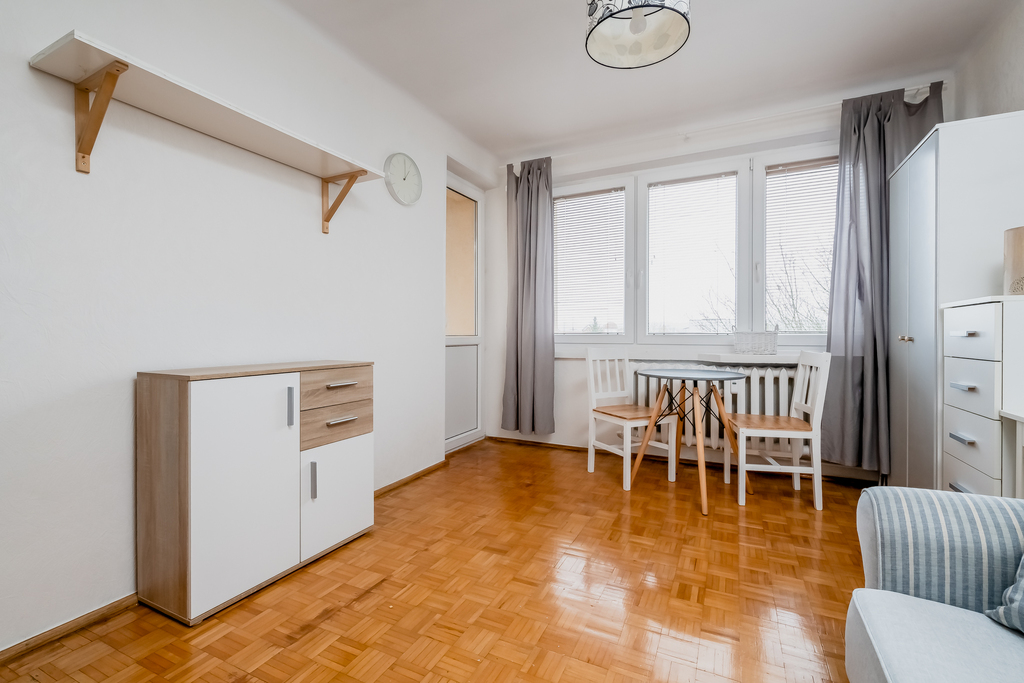 Przytulna Kawalerka W Znakomitej Lokalizacji