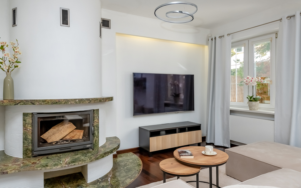 Skrajny Segment Z Duszą – Wyjątkowy Dom Z Ogrodem