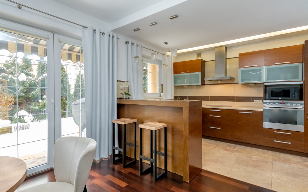 Skrajny Segment Z Duszą – Wyjątkowy Dom Z Ogrodem