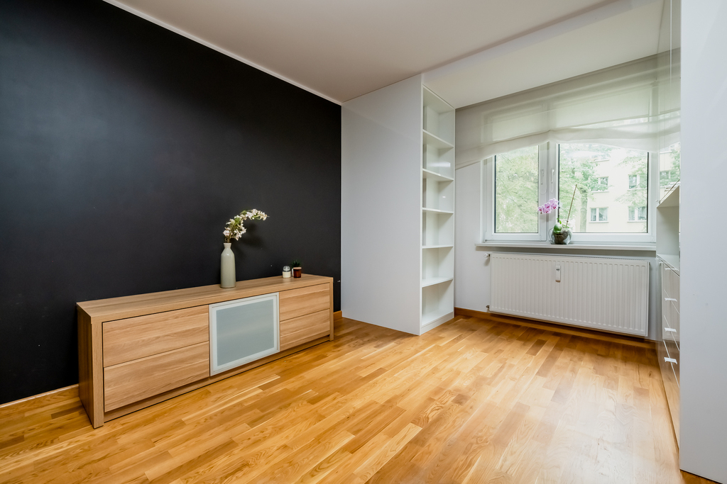 Dwustronne Mieszkanie W świetnej Lokalizacji