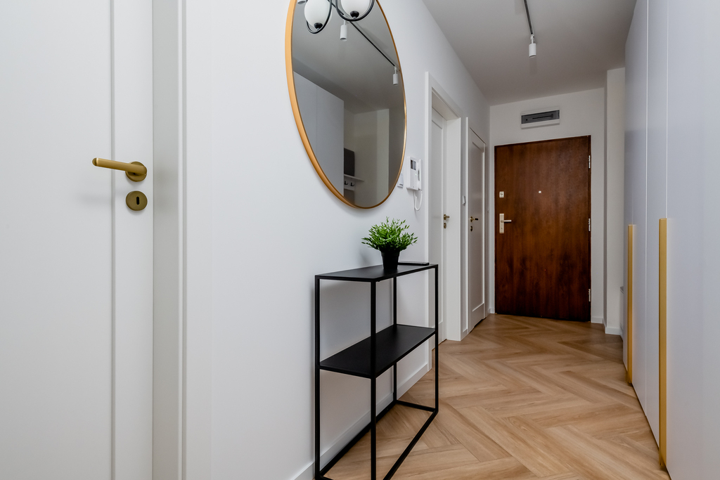 Jasne 4-pokojowe Mieszkanie W Otoczeniu Zieleni