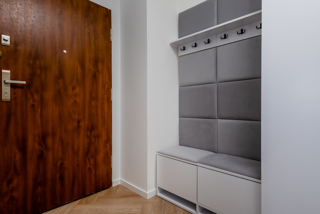 Jasne 4-pokojowe Mieszkanie W Otoczeniu Zieleni