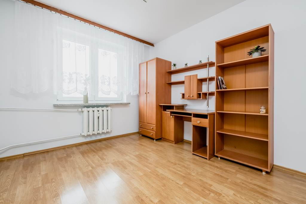 Dwustronne 2 Pokoje Z Oddzielną Kuchnią