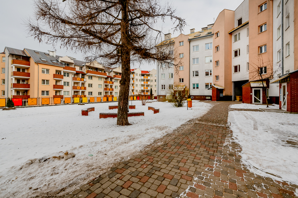 Dwustronne 2 Pokoje Z Oddzielną Kuchnią