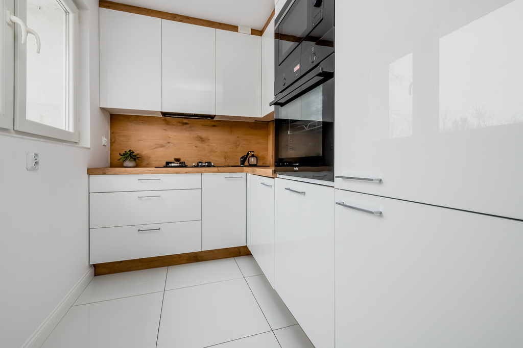 Przestronne 2 Pokoje Na Parterze | Antoniuk