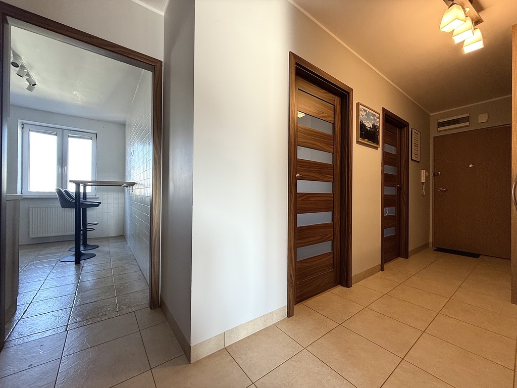 Przestronne 3 Pokoje W Pełni Wyposażone