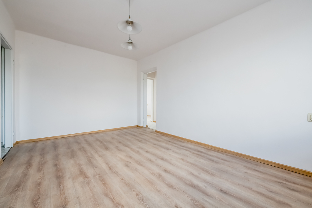 Dwustronne Trzypokojowe Mieszkanie | Os. Młodych