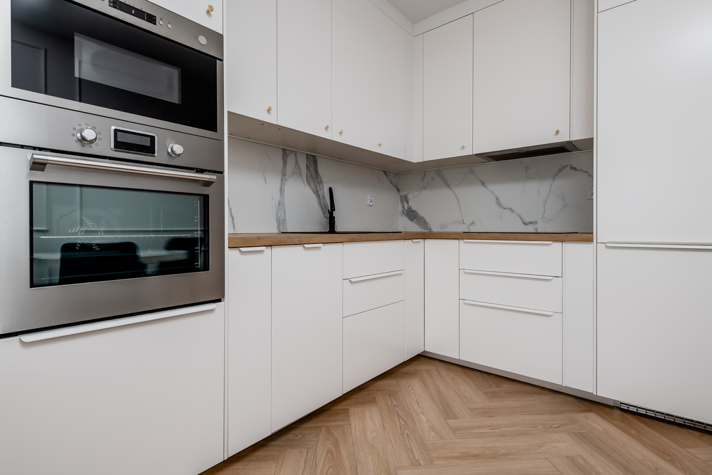 Jasne 4-pokojowe Mieszkanie W Otoczeniu Zieleni