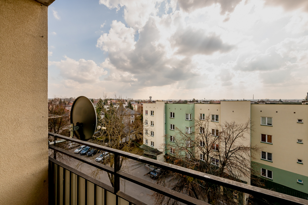 Dwustronne Trzypokojowe Mieszkanie | Os. Młodych