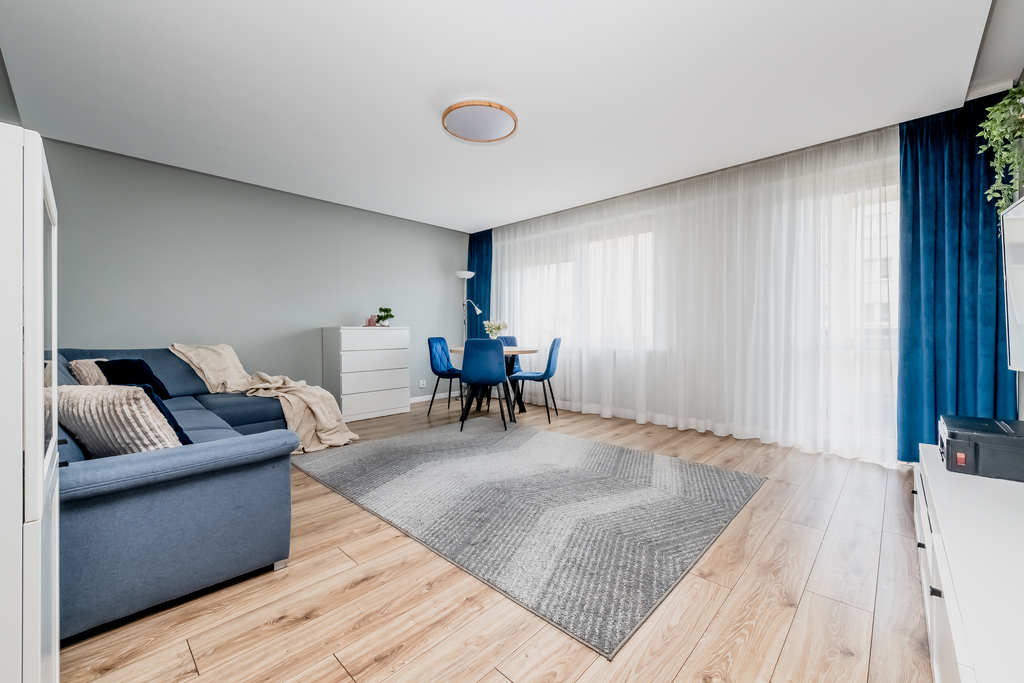 Komfortowe 3 Pokoje Po Remoncie | Rezerwacja