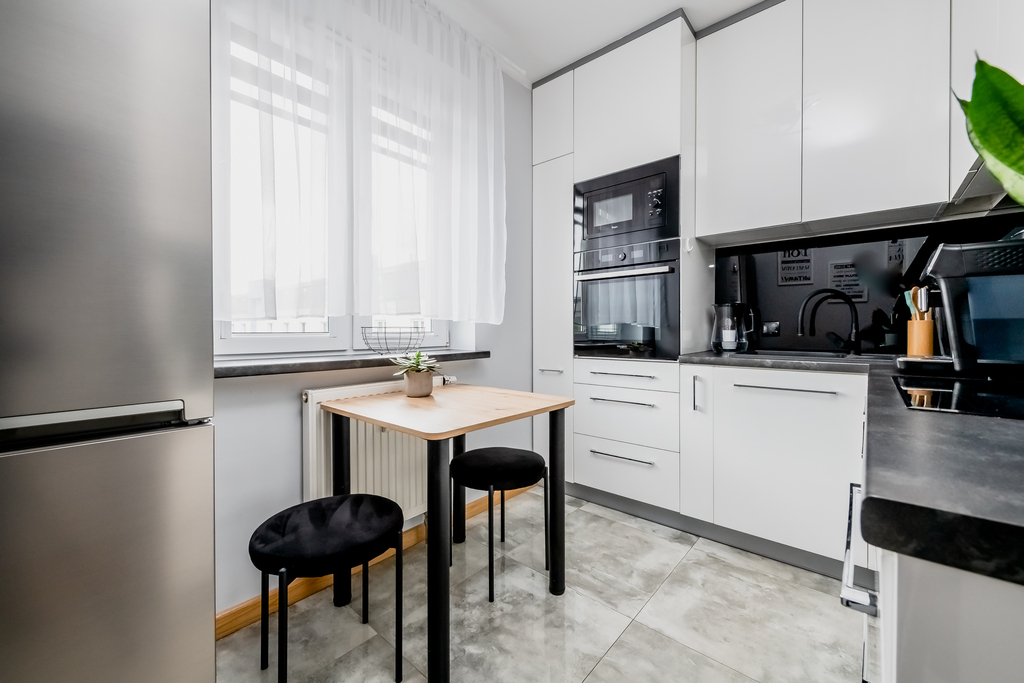 Komfortowe 3 Pokoje Gotowe Do Zamieszkania | Cegła