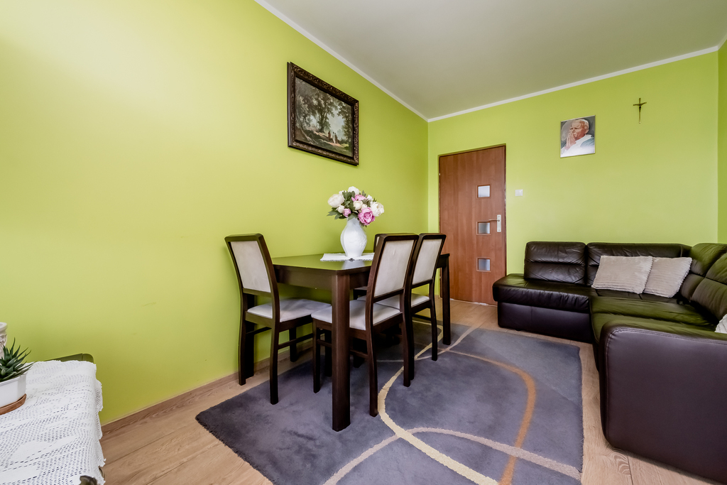3 Pokoje Z Oddzielną Kuchnią | Nowe Miasto